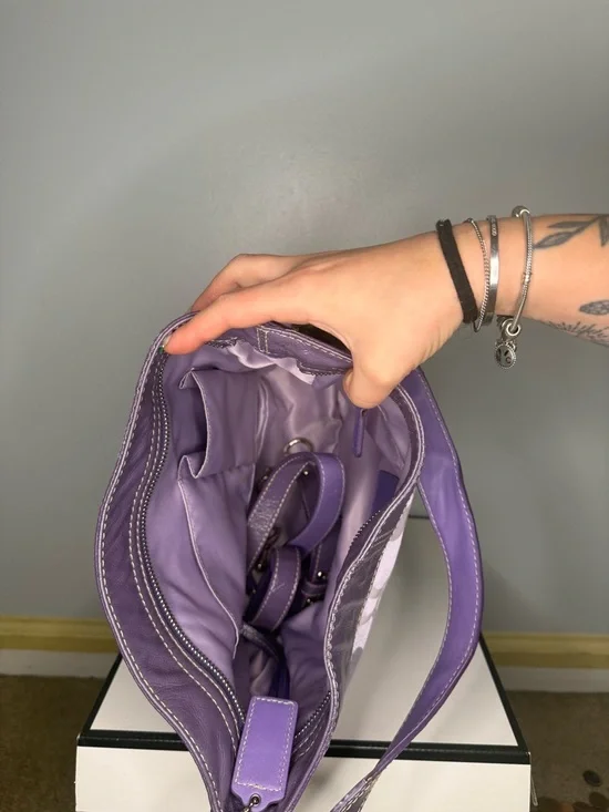 Coach Optic Signature Convertible Zoe Hobo Lilac Bag - Picture 6 of 7